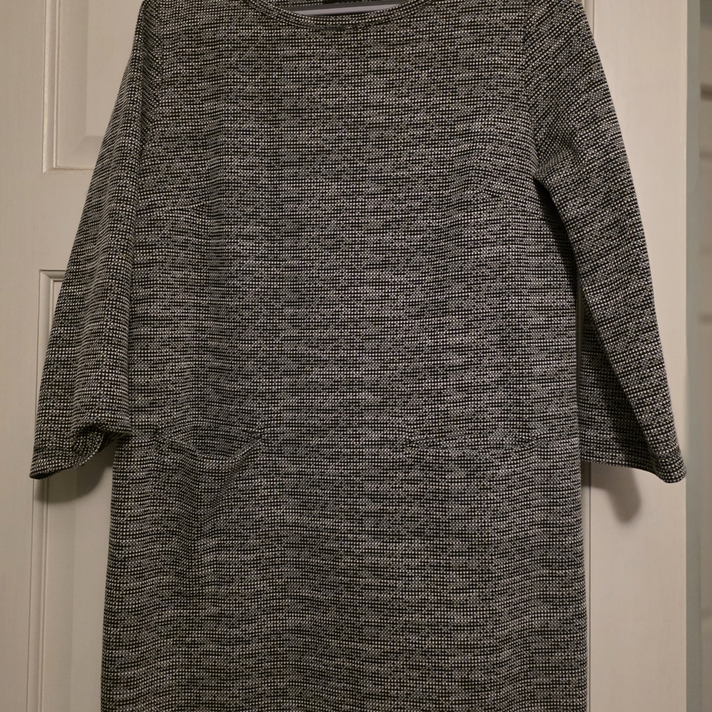 Tahari Black and White Textured Knit 3/4 Sleeve Dress